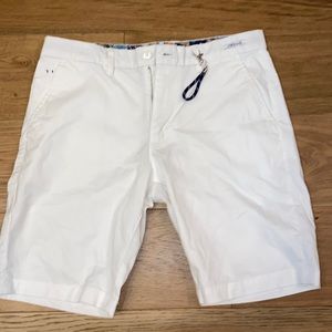 White Denim and Flower shorts